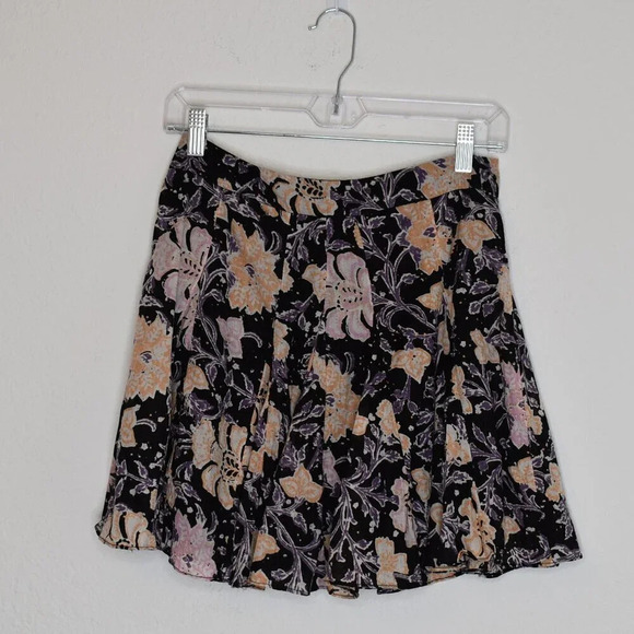 Free People Floral Mini Skirt Sz 2 Cotton High Waist Boho 90s Retro Beach - Picture 1 of 15